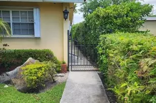 6265 SW 31st St, Miami, FL 33155 - Photo 20