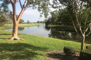 3338 Lakeside Dr, Davie, FL 33328 - Photo 16