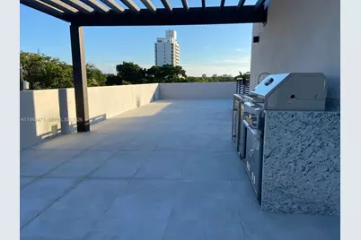 1431 SW 20th St, Miami, FL 33145 - Photo 12