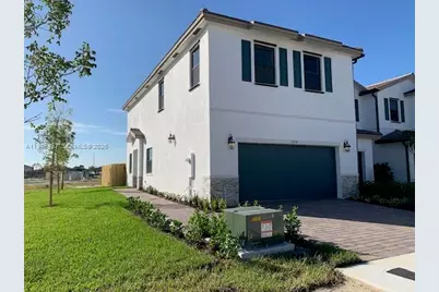 13034 SW 233rd Ter, Homestead, FL 33032 - Photo 1