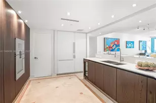 1643 Brickell Ave, Miami, FL 33129 - Photo 10