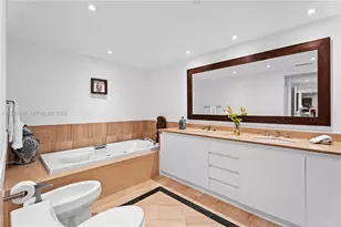 1643 Brickell Ave, Miami, FL 33129 - Photo 20