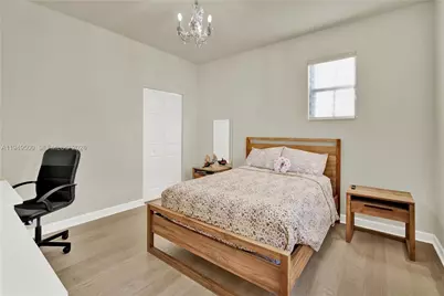 9411 W 35th Ave, Hialeah, FL 33018 - Photo 20