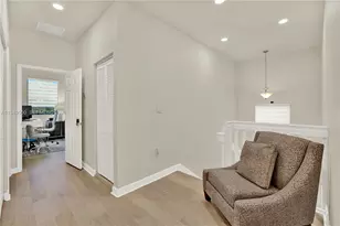 9411 W 35th Ave, Hialeah, FL 33018 - Photo 30