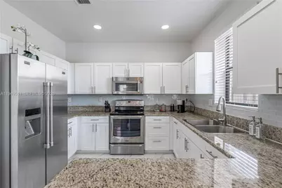 11382 SW 238th St, Homestead, FL 33032 - Photo 10