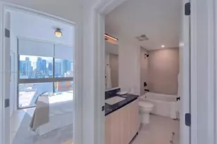 225 N Miami Ave, Miami, FL 33132 - Photo 6