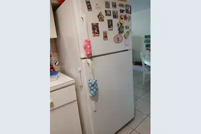 606 W 81st St #402, Hialeah, FL 33014 - Photo 2