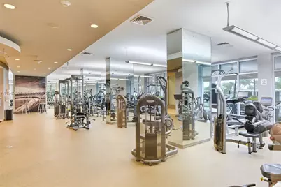 10275 Collins Ave #718, Bal Harbour, FL 33154 - Photo 36