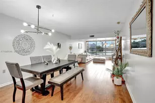 1532 Whitehall Dr, Davie, FL 33324 - Photo 10