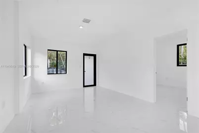 972 SW 44th Ave, Miami, FL 33134 - Photo 12