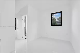 972 SW 44th Ave, Miami, FL 33134 - Photo 14
