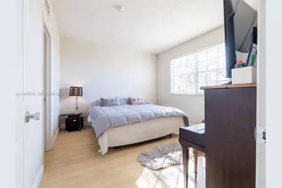 11700 SW 2nd St #13202, Pembroke Pines, FL 33025 - Photo 16