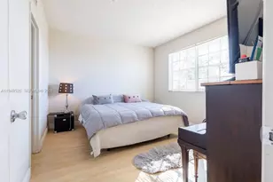 11700 SW 2nd St, Pembroke Pines, FL 33025 - Photo 16