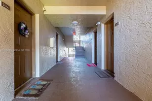 11700 SW 2nd St, Pembroke Pines, FL 33025 - Photo 22