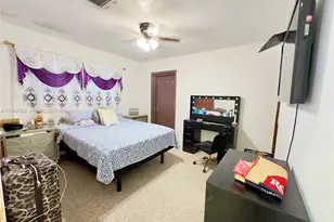 4910 NW 173rd St, Miami Gardens, FL 33055 - Photo 8