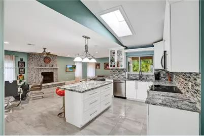 11201 NW 4th Court, Plantation, FL 33325 - Photo 12