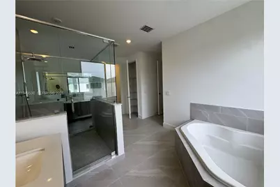 19670 NE 14th Ct #19670, Miami, FL 33179 - Photo 54