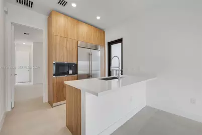 19670 NE 14th Ct #19670, Miami, FL 33179 - Photo 28