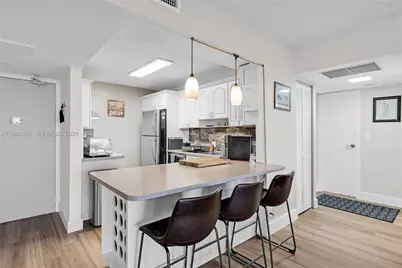 20301 W Country Club Dr #1623, Aventura, FL 33180 - Photo 22