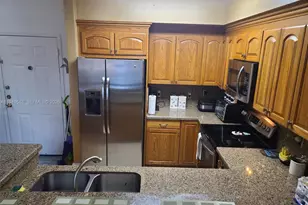 11060 SW 196th St, Cutler Bay, FL 33157 - Photo 2