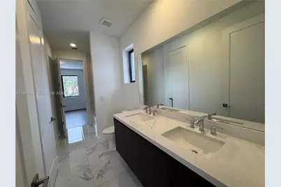 19749 NE 16th Pl #19749, Miami, FL 33179 - Photo 84