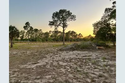 845 S Willow St, Clewiston, FL 33440 - Photo 2