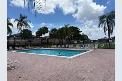 10054 Winding Lake Rd #103, Sunrise, FL 33351 - Photo 26