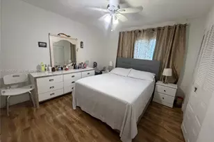 10054 Winding Lake Rd, Sunrise, FL 33351 - Photo 16