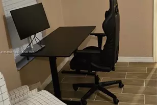 2879 SW 10th St, Fort Lauderdale, FL 33312 - Photo 2