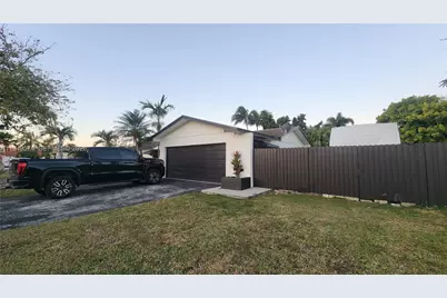 28500 SW 161st Ave, Homestead, FL 33033 - Photo 1