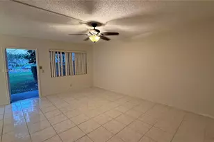 573 Durham U, Deerfield Beach, FL 33442 - Photo 8