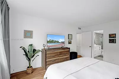 401 Golden Isles Dr #302, Hallandale Beach, FL 33009 - Photo 24