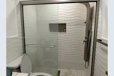 5737 SW 6th St, Miami, FL 33144 - Photo 20