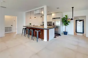 818 NW 47th St, Miami, FL 33127 - Photo 12