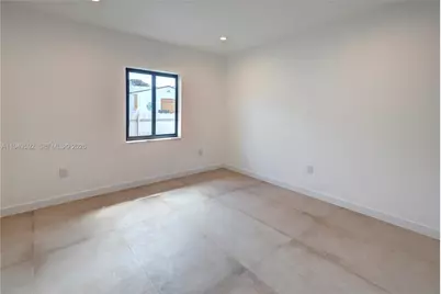 818 NW 47th St, Miami, FL 33127 - Photo 16