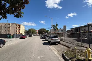 2341 SW 9th St, Miami, FL 33135 - Photo 20