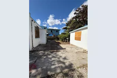 2341 SW 9th St, Miami, FL 33135 - Photo 8