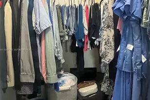 606 W 81st St, Hialeah, FL 33014 - Photo 12