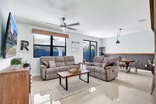 11581 SW 151st Pl, Miami, FL 33196 - Photo 8