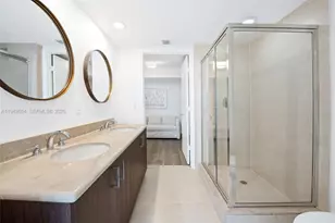 50 Biscayne Blvd, Miami, FL 33132 - Photo 20
