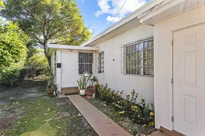 8031 NW 12th Ct, Miami, FL 33147 - Photo 4