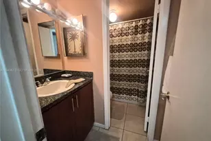 800 Independence Dr, Homestead, FL 33034 - Photo 16