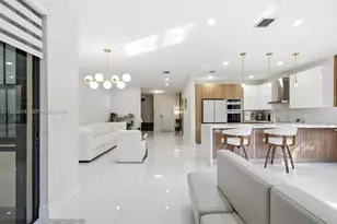 7026 NW 103rd Pl, Doral, FL 33178 - Photo 16