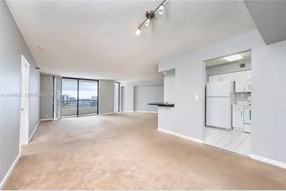 3300 NE 191st St #1915, Aventura, FL 33180 - Photo 8