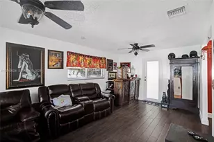 901 NW 34th Ave, Miami, FL 33125 - Photo 20