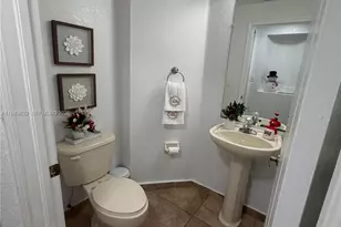 8814 W Flagler St, Miami, FL 33174 - Photo 14