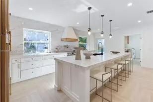 420 NE 55th Terrace, Miami, FL 33137 - Photo 6