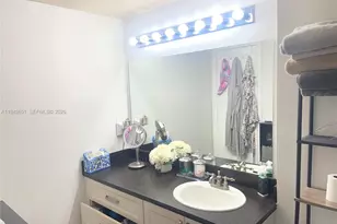 160 SW 117th Terrace, Pembroke Pines, FL 33025 - Photo 30