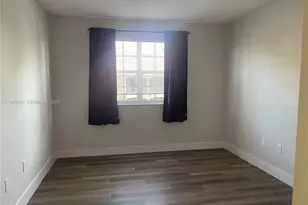 160 SW 117th Terrace, Pembroke Pines, FL 33025 - Photo 28