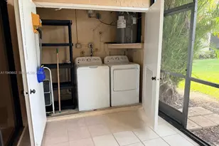 11509 NW 10th St, Pembroke Pines, FL 33026 - Photo 14